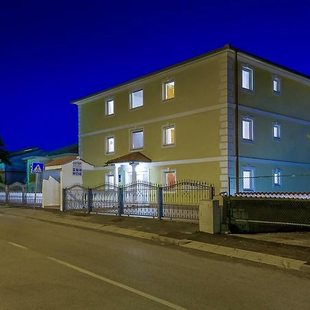 Apartments Lulic Crikvenica Εξωτερικό φωτογραφία
