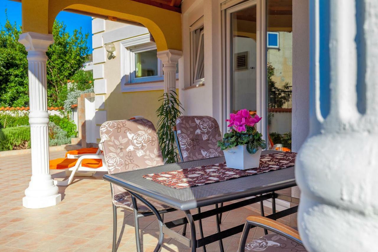 Apartments Lulic Crikvenica Εξωτερικό φωτογραφία