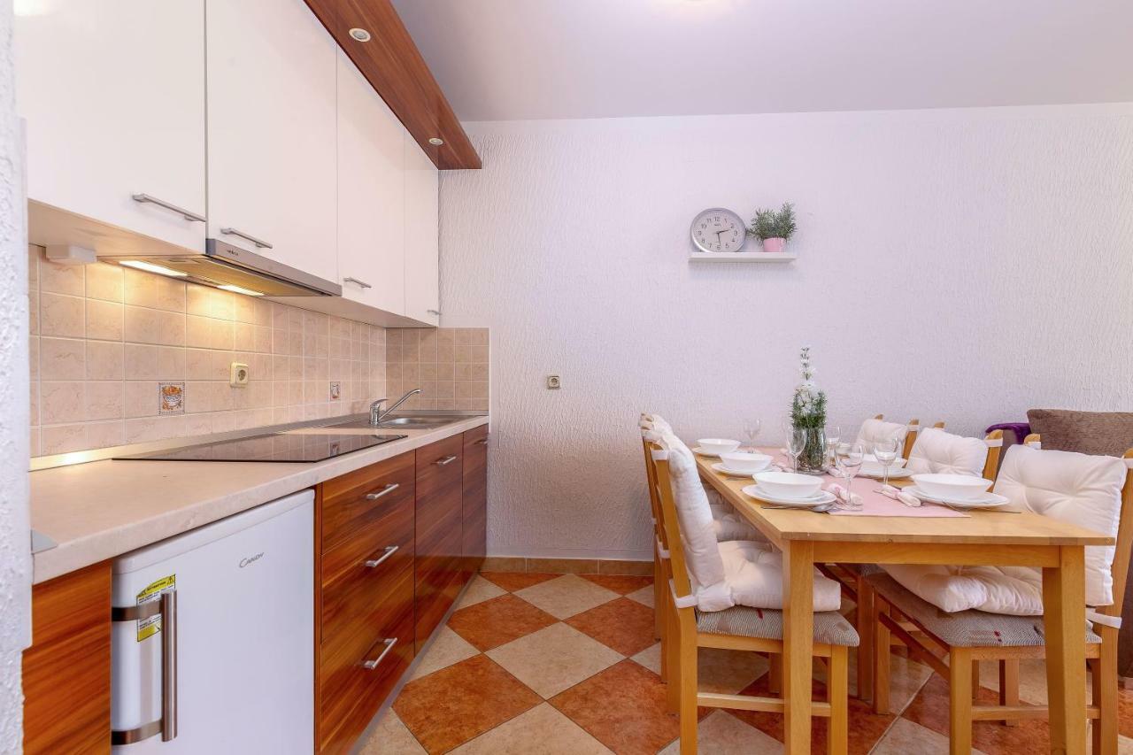 Apartments Lulic Crikvenica Εξωτερικό φωτογραφία
